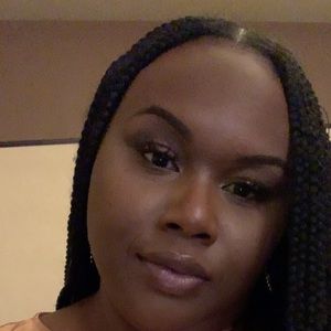 Meet your Posher, Ciara